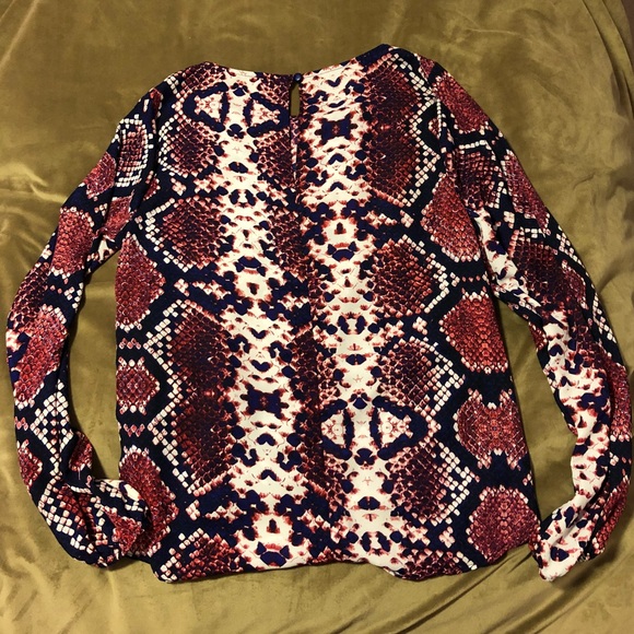 Snake print long sleeve blouse - Picture 3 of 7